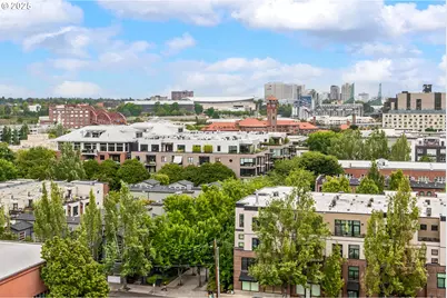 1314 NW Irving St #609, Portland, OR 97209 - Photo 18