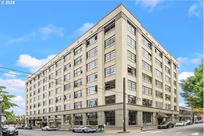 1314 NW Irving St #609, Portland, OR 97209 - Photo 1