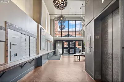 1314 NW Irving St #609, Portland, OR 97209 - Photo 6