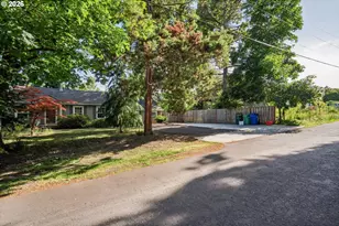 2266 SE Torbank Rd, Milwaukie, OR 97222 - Photo 42