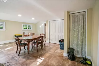 2266 SE Torbank Rd, Milwaukie, OR 97222 - Photo 24