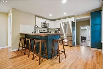 2266 SE Torbank Rd, Milwaukie, OR 97222 - Photo 12