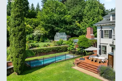 11175 S Riverwood Rd, Portland, OR 97219 - Photo 6