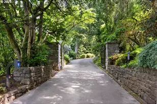 11175 S Riverwood Rd, Portland, OR 97219 - Photo 4