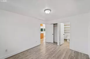 235 N Wall St, Coos Bay, OR 97420 - Photo 10