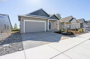 718 Tigerlily St, Silverton, OR 97381 - Photo 4