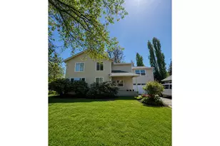 451 Oak Terrace, Sweet Home, OR 97386 - Photo 1