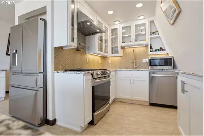 35630 Sunset Dr, Pacific City, OR 97135 - Photo 6