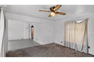 42 E St, Lebanon, OR 97355 - Photo 30