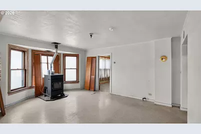 42 E St, Lebanon, OR 97355 - Photo 22