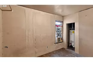 42 E St, Lebanon, OR 97355 - Photo 6