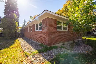 1009 13th St, La Grande, OR 97850 - Photo 22