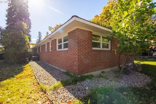 1009 13th St, La Grande, OR 97850 - Photo 22