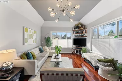 1054 NE Faloma Rd, Portland, OR 97211 - Photo 24