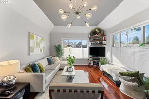 1054 NE Faloma Rd, Portland, OR 97211 - Photo 24