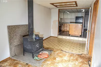 843 NW Bridge St, John Day, OR 97845 - Photo 8