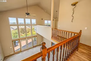 747 Holbrook Ln, Creswell, OR 97426 - Photo 26