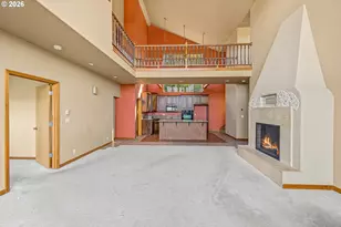 747 Holbrook Ln, Creswell, OR 97426 - Photo 4