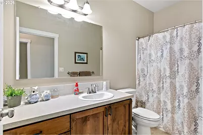 962 S 66th Pl, Springfield, OR 97478 - Photo 18