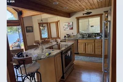 71810 Northshore Dr, Birkenfeld, OR 97016 - Photo 12