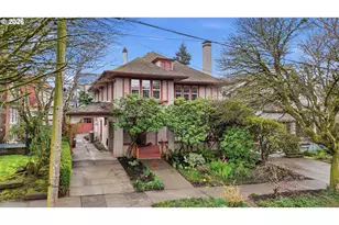 3136 NE Couch St, Portland, OR 97232 - Photo 4