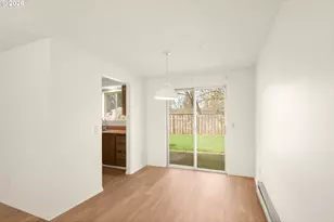 2635 SE 170th Ave, Portland, OR 97236 - Photo 8