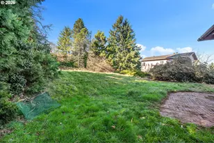 2665 Hillcrest Dr, West Linn, OR 97068 - Photo 24