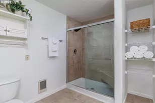 22582 SW Main St, Sherwood, OR 97140 - Photo 16