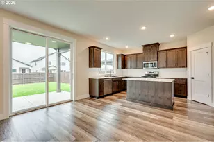 3443 SE 8th Ave, Battle Ground, WA 98604 - Photo 8