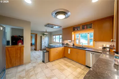 455 W High St, Stayton, OR 97383 - Photo 10