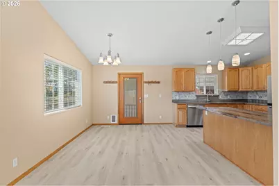 869 N Collier St, Coquille, OR 97423 - Photo 14