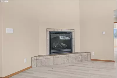 869 N Collier St, Coquille, OR 97423 - Photo 12