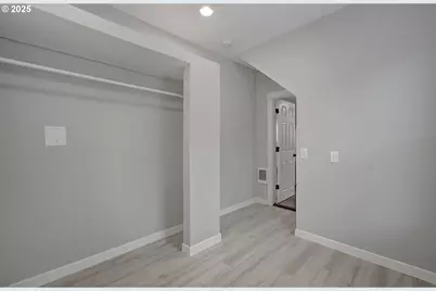 804 S 6th Ave, Kelso, WA 98626 - Photo 12