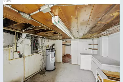 2245 Broadway Ave, North Bend, OR 97459 - Photo 16