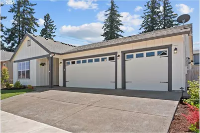 229 NE 17th Ave, Canby, OR 97013 - Photo 2