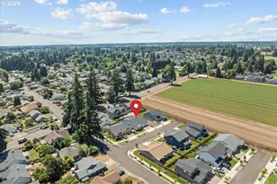 229 NE 17th Ave, Canby, OR 97013 - Photo 8