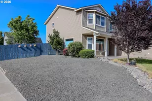 415 E Browning Ave, Hermiston, OR 97838 - Photo 26