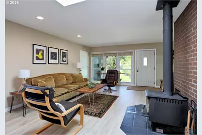 1112 NE 113th Ave, Portland, OR 97220 - Photo 4