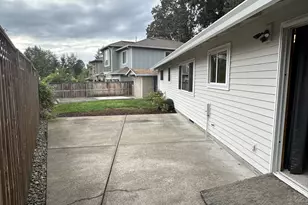 9150 SW Apache Dr, Tualatin, OR 97062 - Photo 18