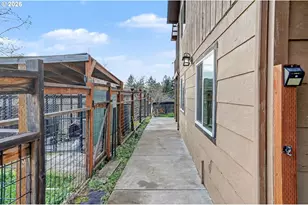 33781 Mt Tom Dr, Harrisburg, OR 97446 - Photo 34