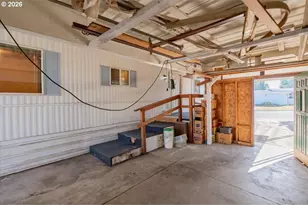 1999 Jansen Way, Woodburn, OR 97071 - Photo 6