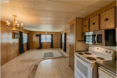 1999 Jansen Way, Woodburn, OR 97071 - Photo 16