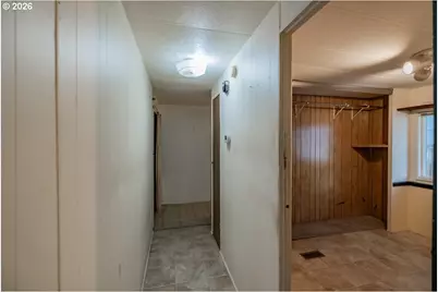 1999 Jansen Way, Woodburn, OR 97071 - Photo 22