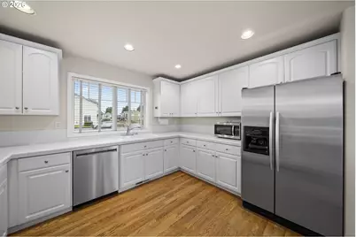 1579 S Pepperwood St, Canby, OR 97013 - Photo 10