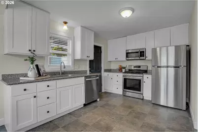 2691 Lancaster St, West Linn, OR 97068 - Photo 16