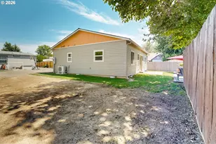 905 Cowl St, Milton-Freewater, OR 97862 - Photo 38