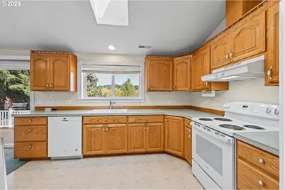 32190 Lynx Hollow Rd, Creswell, OR 97426 - Photo 22