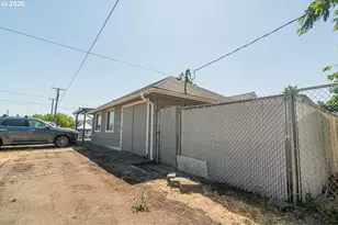 1620 9th St, Springfield, OR 97477 - Photo 46