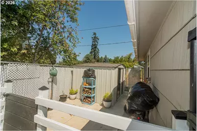 1620 9th St, Springfield, OR 97477 - Photo 44