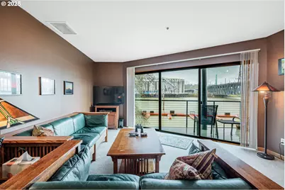 620 NW Naito Pkwy #B12, Portland, OR 97209 - Photo 4
